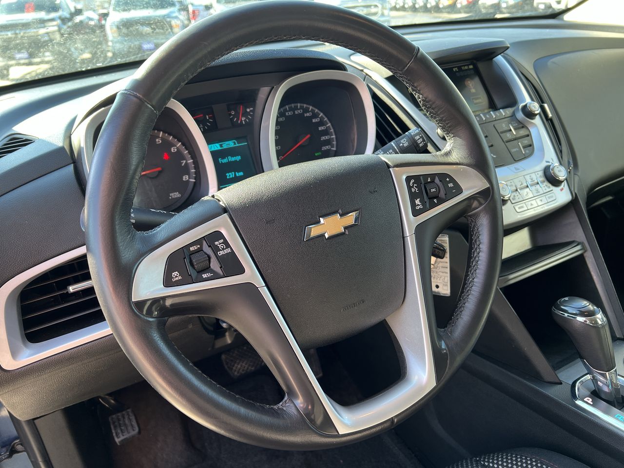 2016 Chevrolet Equinox LT - P20863 Mobile Image 13