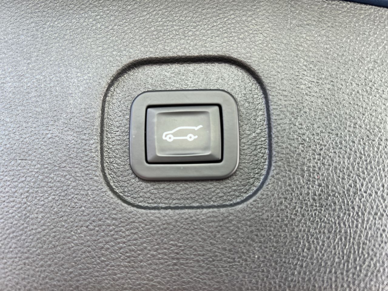 2016 Chevrolet Equinox - P20863 Full Image 23