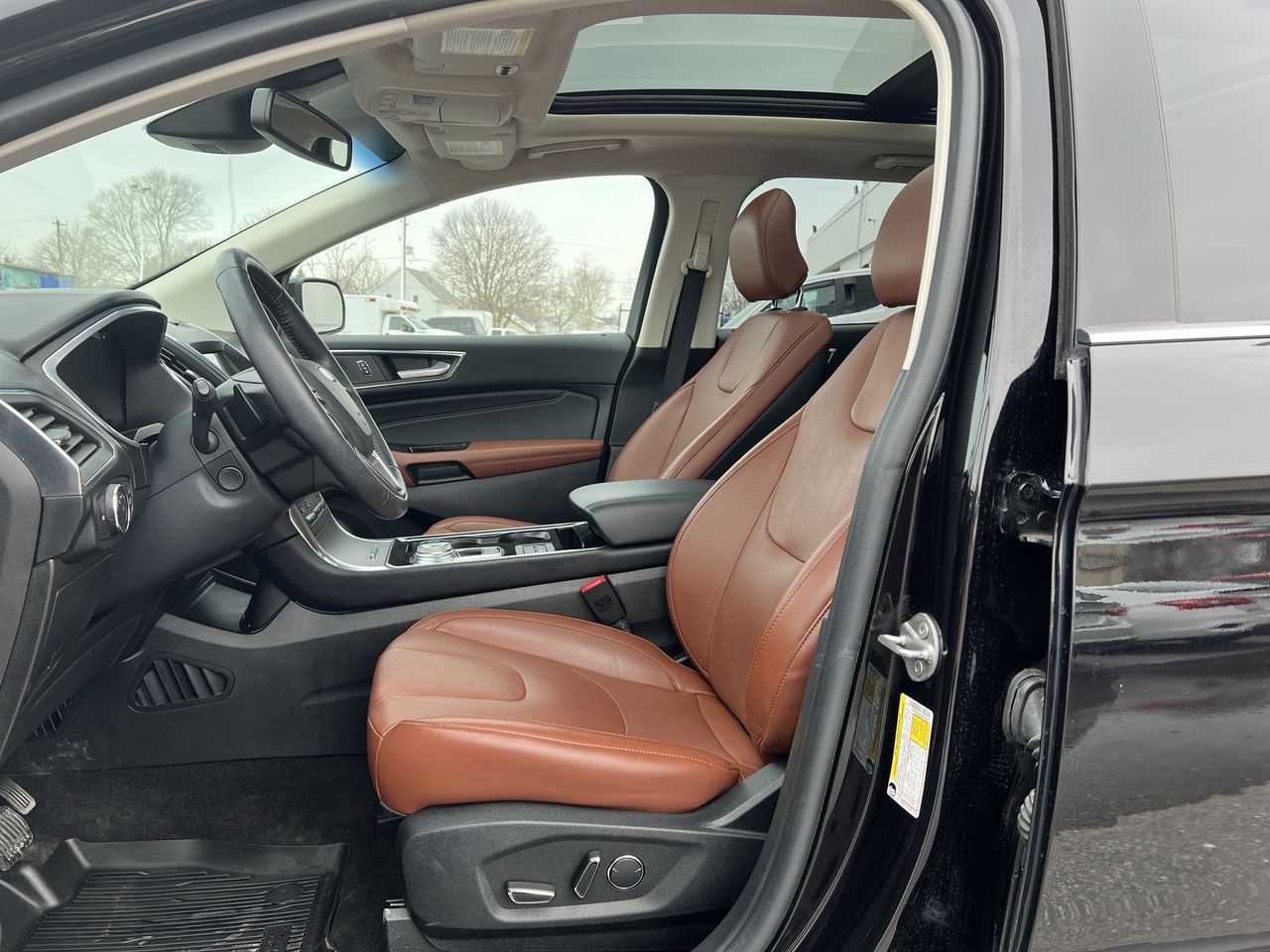 2019 Ford Edge Titanium - 20756A Mobile Image 10