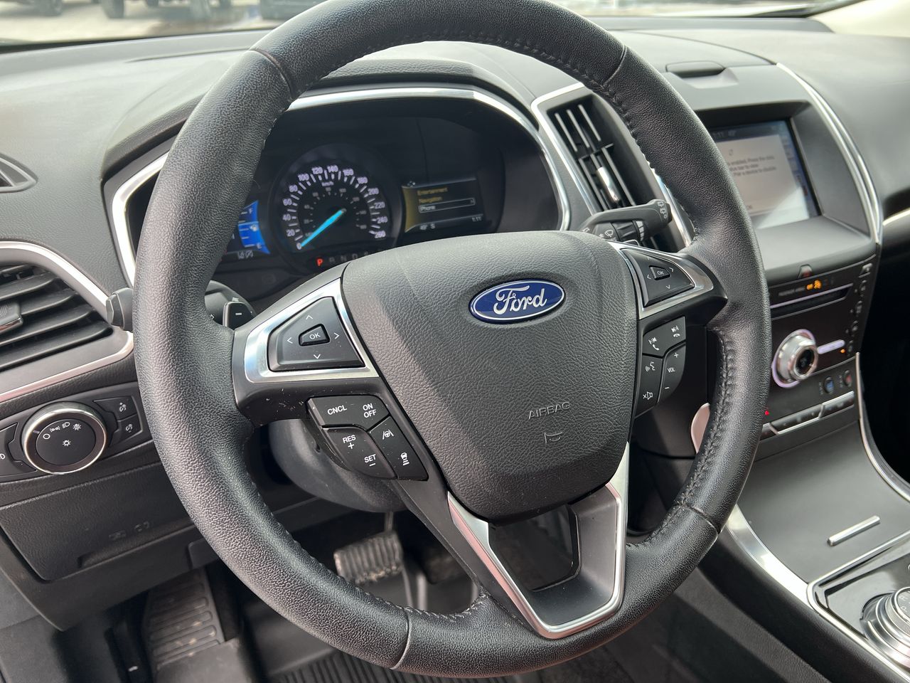 2019 Ford Edge Titanium - 20756A Mobile Image 13
