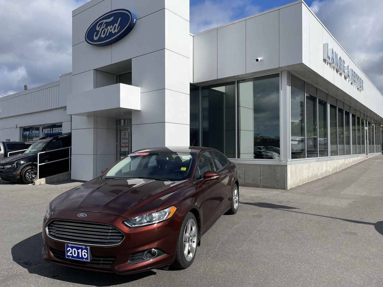 2016 Ford Fusion - P21337 Full Image 1