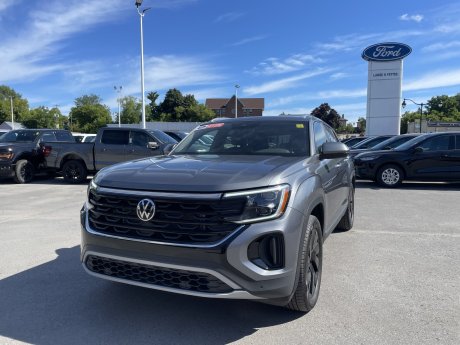 2024 Volkswagen Atlas Cross Sport Highline | HEATED LEATHER | SUNROOF | NAV | AWD 