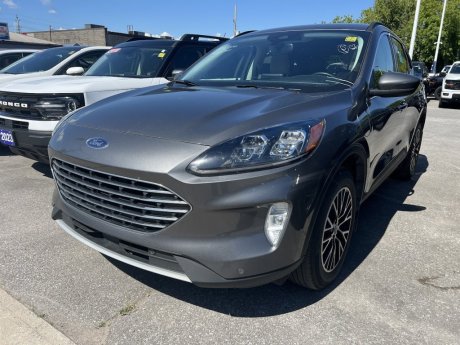 2022 Ford Escape Titanium Plug-in Hybrid | HEATED AND COOLED LEATHER | PHEV 