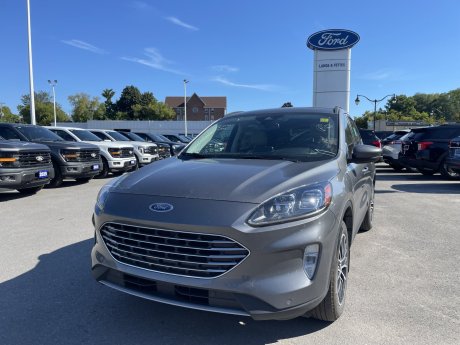 2022 Ford Escape Titanium Plug-in Hybrid | HEATED AND COOLED LEATHER | PHEV 