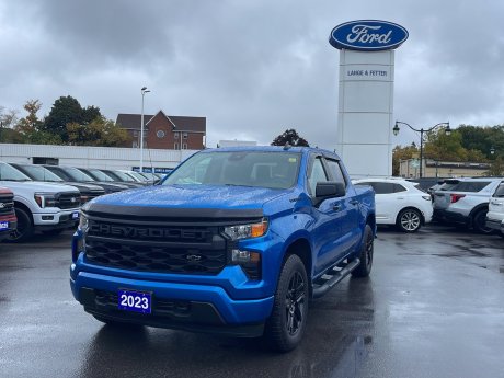 2023 Chevrolet Silverado 1500 Custom | LOW KMS | 4x4 | TOW PACKAGE 