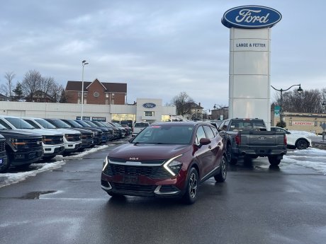 2024 Kia Sportage Lx | CLEAN RIDE | LOW KMS 