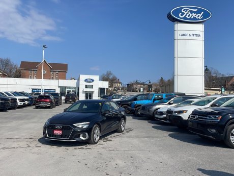 2024 Audi A3 Sedan Komfort | SUNROOF | LEATHER 