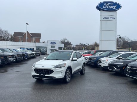 2022 Ford Escape Titanium | GREAT KMS | LOADED 