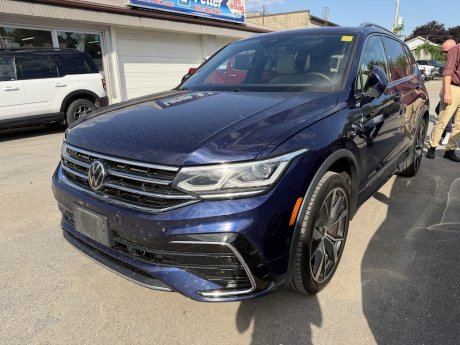 2023 Volkswagen Tiguan Highline R-line | VERY SHARP! | 