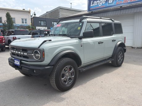 2024 Ford Bronco Big Bend | VINYL HEATED SEATS 