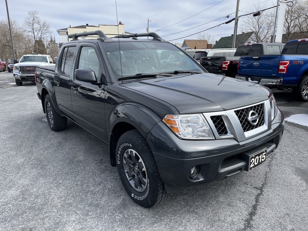 2015 Nissan Frontier PRO-4X (22086A) Main Image