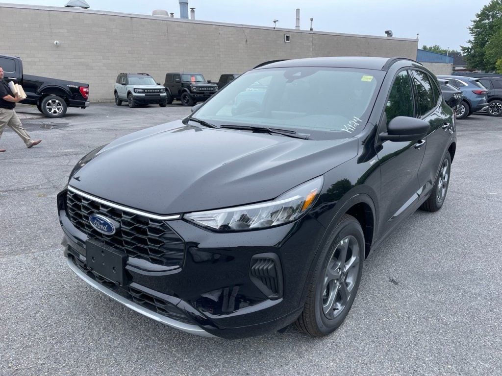 2023 Ford Escape ST LINE (23161) Main Image