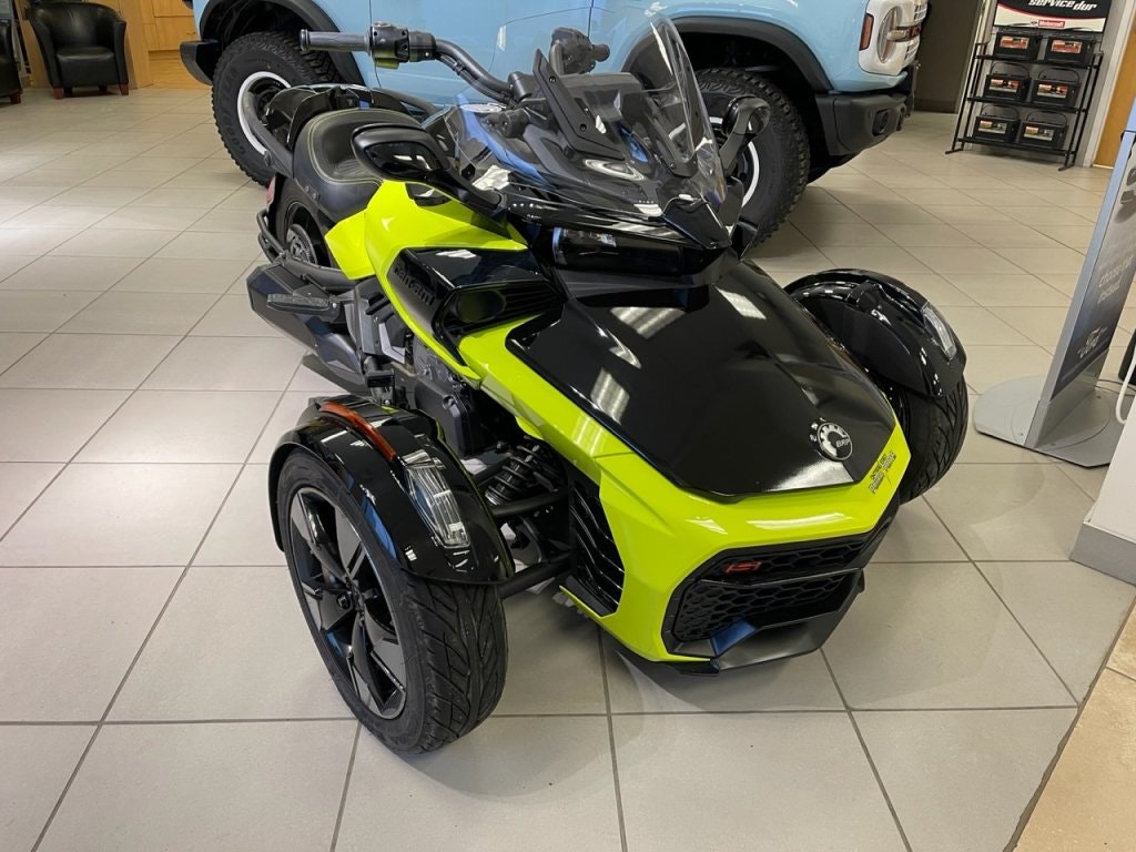 2022 Can-am SPYDER ROADSTER F3-S (J1576H) Main Image