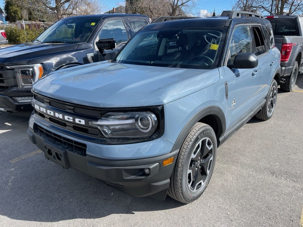 2024 Ford Bronco Sport Outer Banks (24187) Main Image