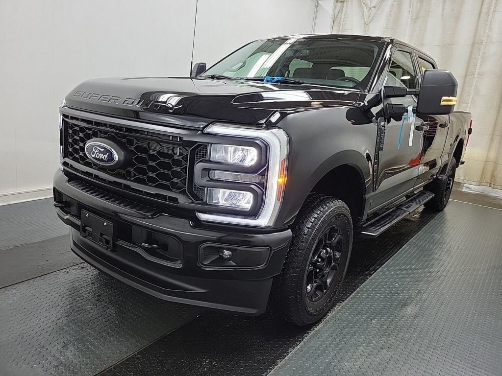 2024 Ford Super Duty F-250 SRW XLT (C034A) Main Image