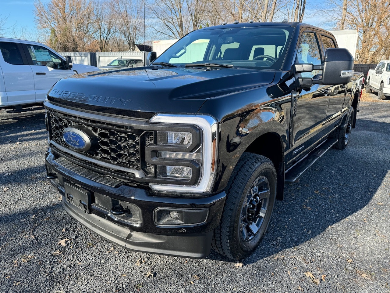 2024 Ford Super Duty F-250 SRW LARIAT (24676) Main Image