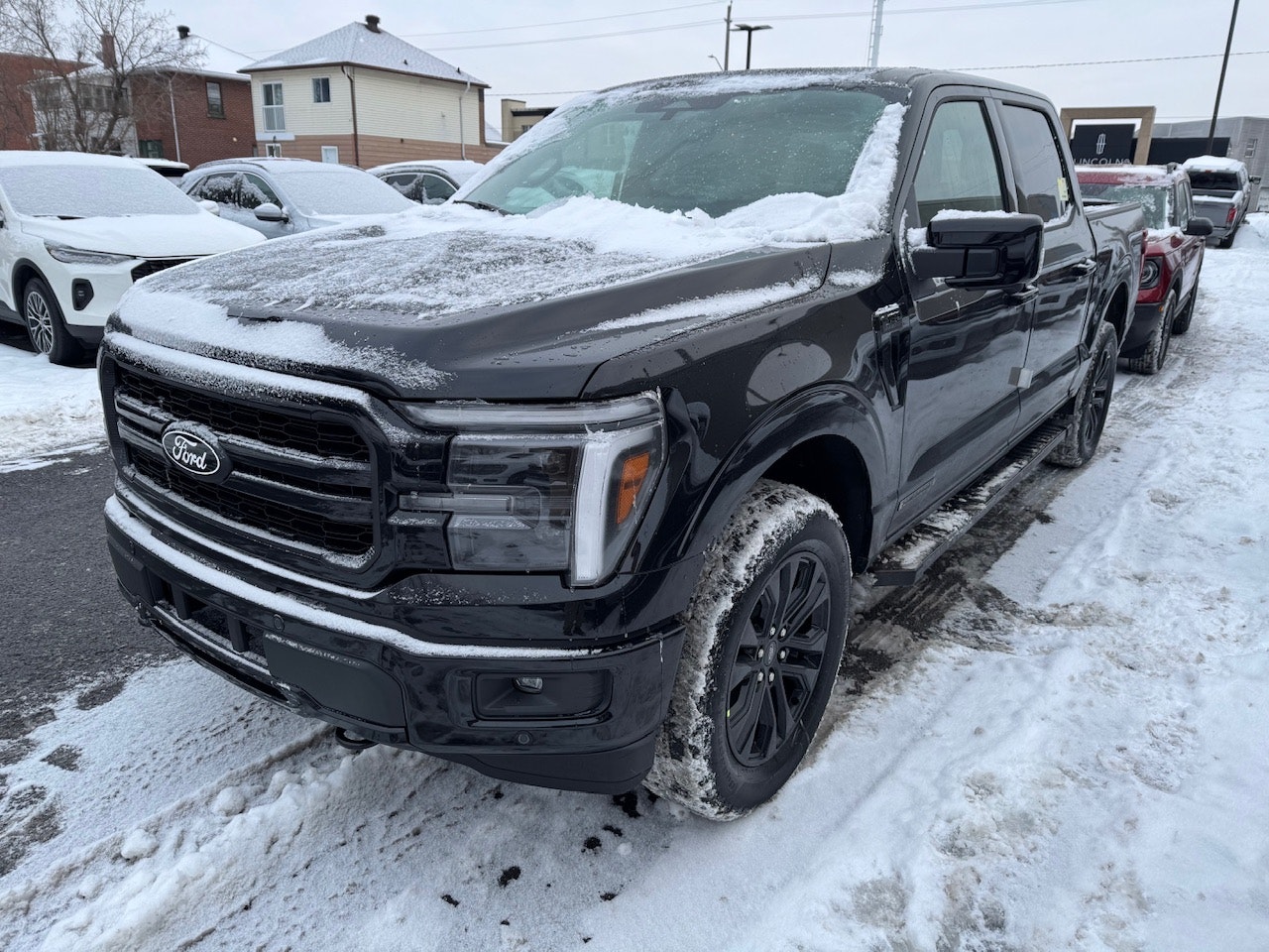 2025 Ford F-150 LARIAT (25057) Main Image