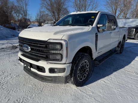 2025 Ford Super Duty F-250 SRW PLATINUM