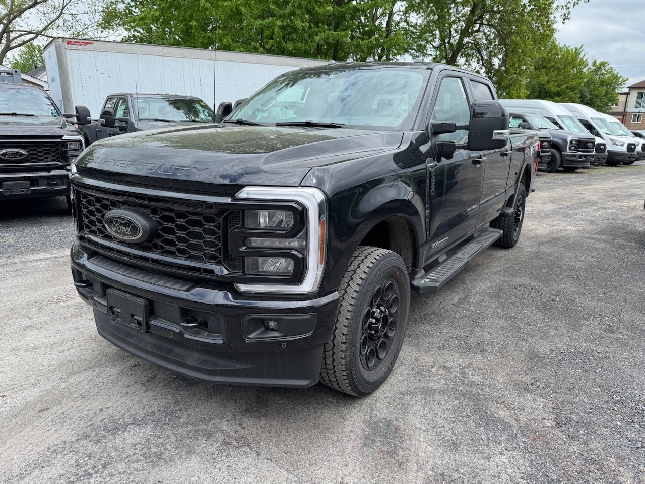 2025 Ford Super Duty F-250 SRW LARIAT (25405) Main Image