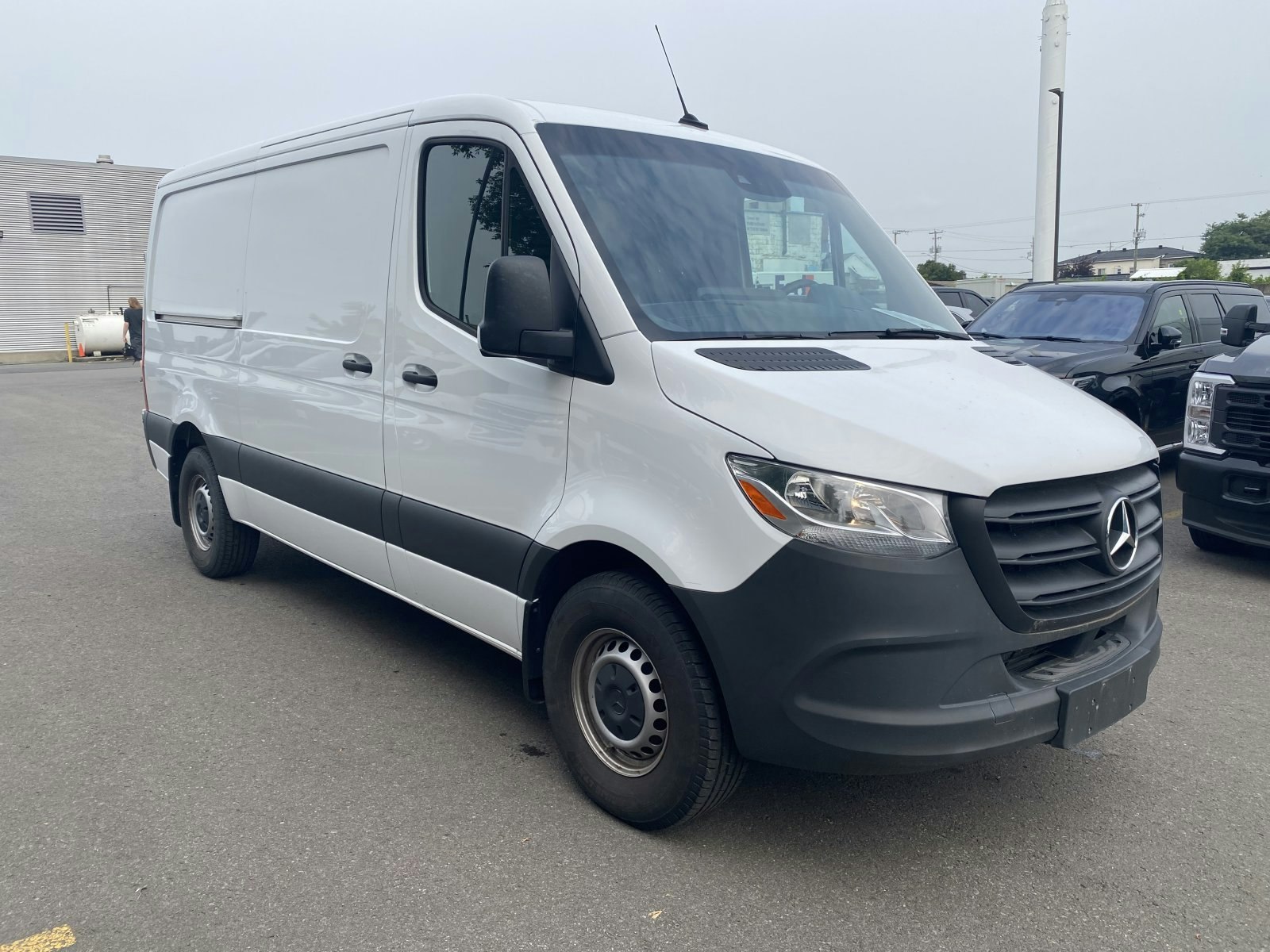 2023 Mercedes-Benz Sprinter Cargo Van (J1637A) Main Image