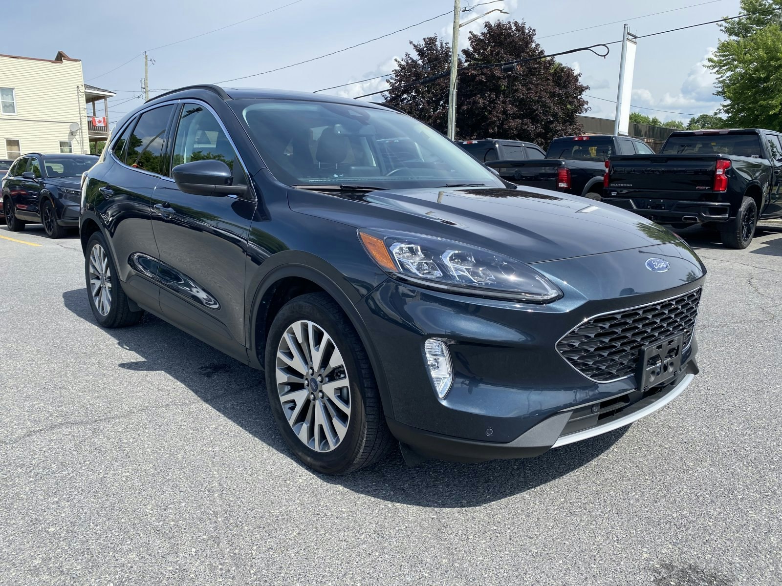 2022 Ford Escape TITANIUM (J1639A) Main Image