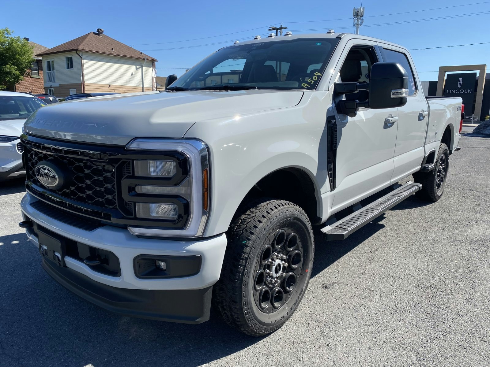 2025 Ford Super Duty F-250 SRW XLT (25528) Main Image