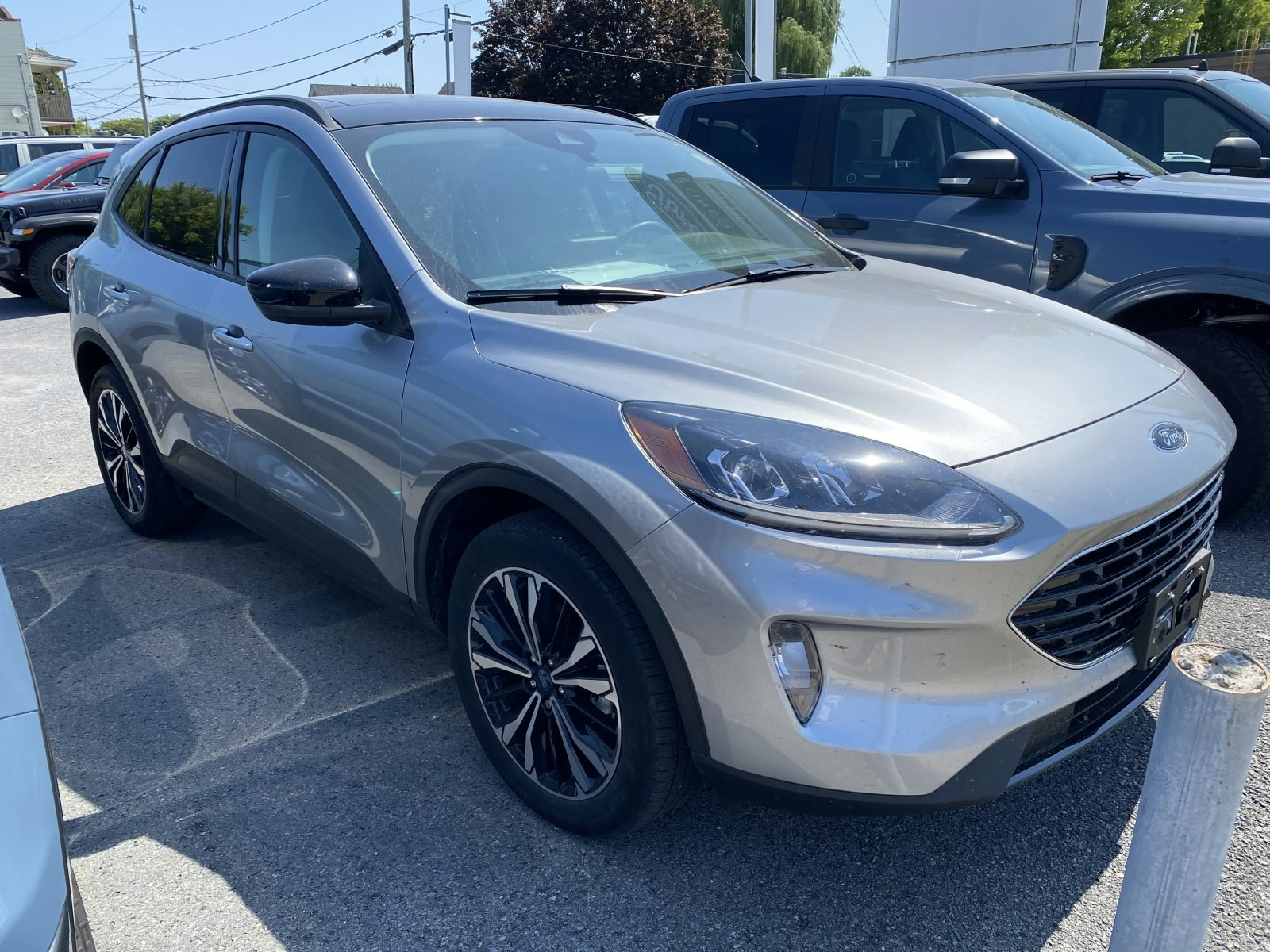 2022 Ford Escape SEL (25267A) Main Image
