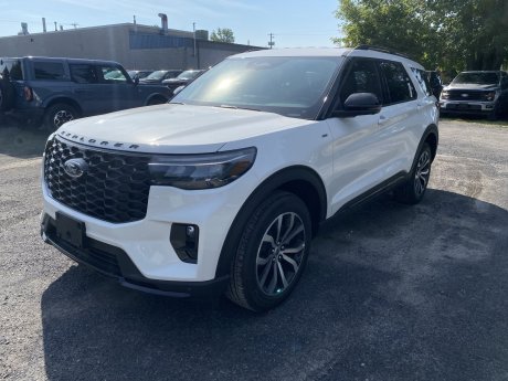 2025 Ford Explorer ST LINE
