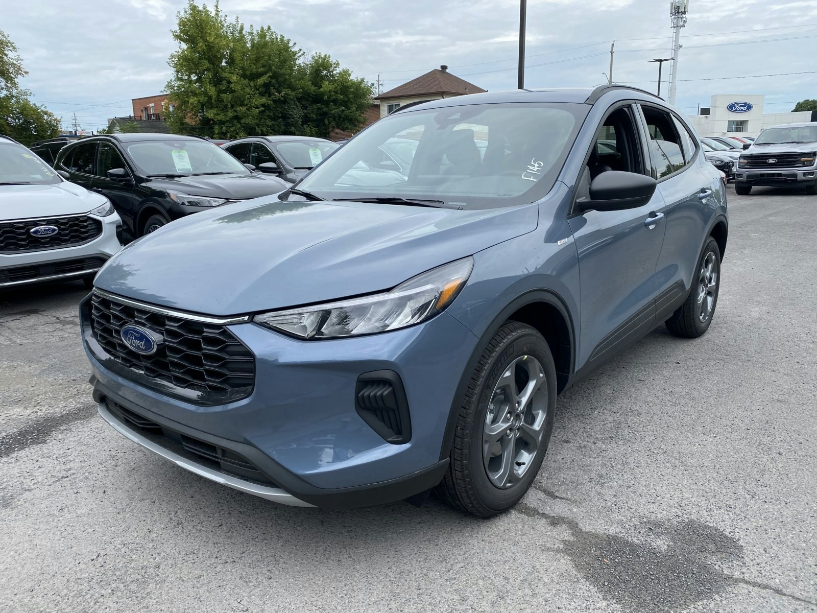 2025 Ford Escape ST LINE (25607) Main Image