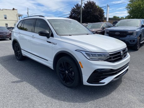 2022 Volkswagen Tiguan Comfortline R-Line Black Edition