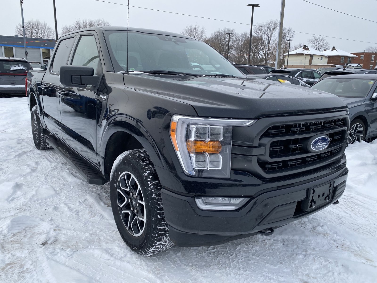 2022 Ford F-150 (25662A) Main Image