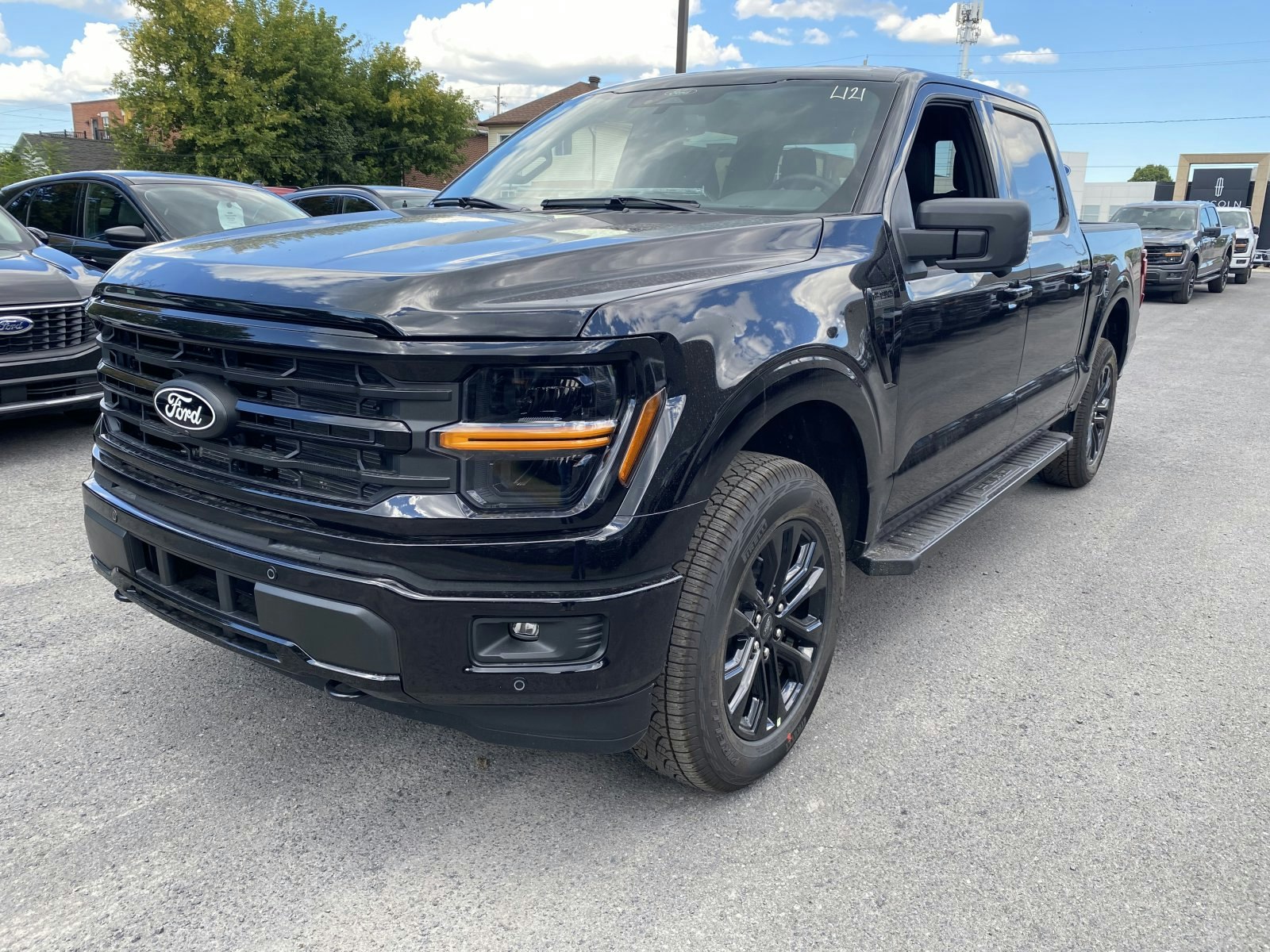 2025 Ford F-150 XLT (25625) Main Image