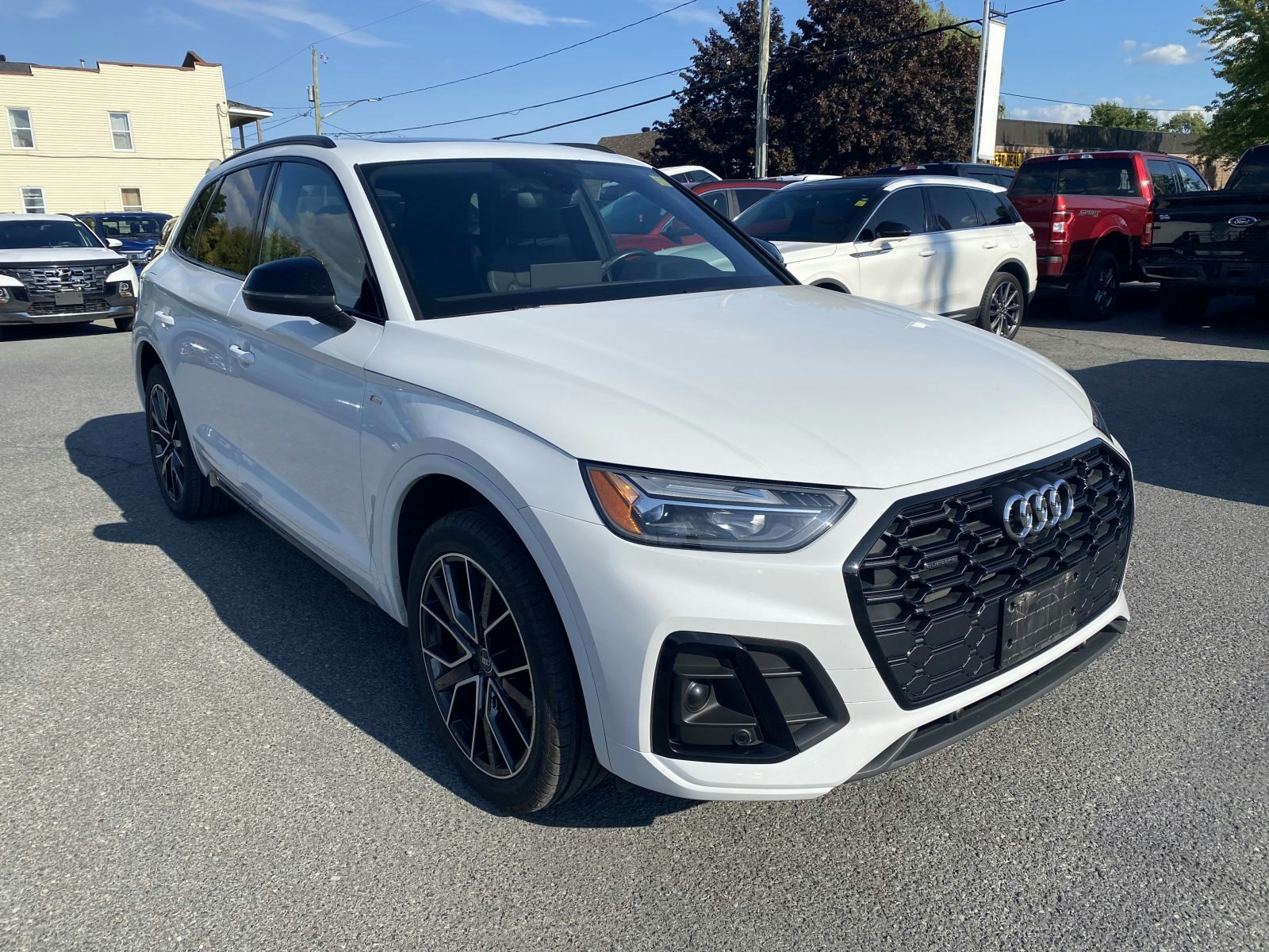 2021 Audi Q5 Progressiv (25663A) Main Image