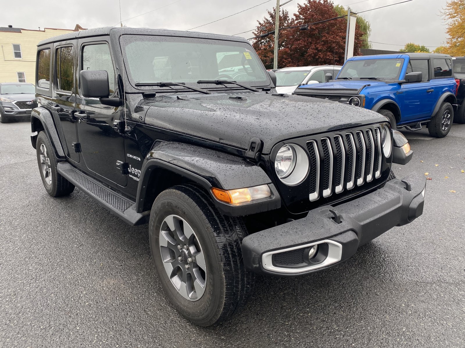 2021 Jeep Wrangler Unlimited Sahara (25722A) Main Image