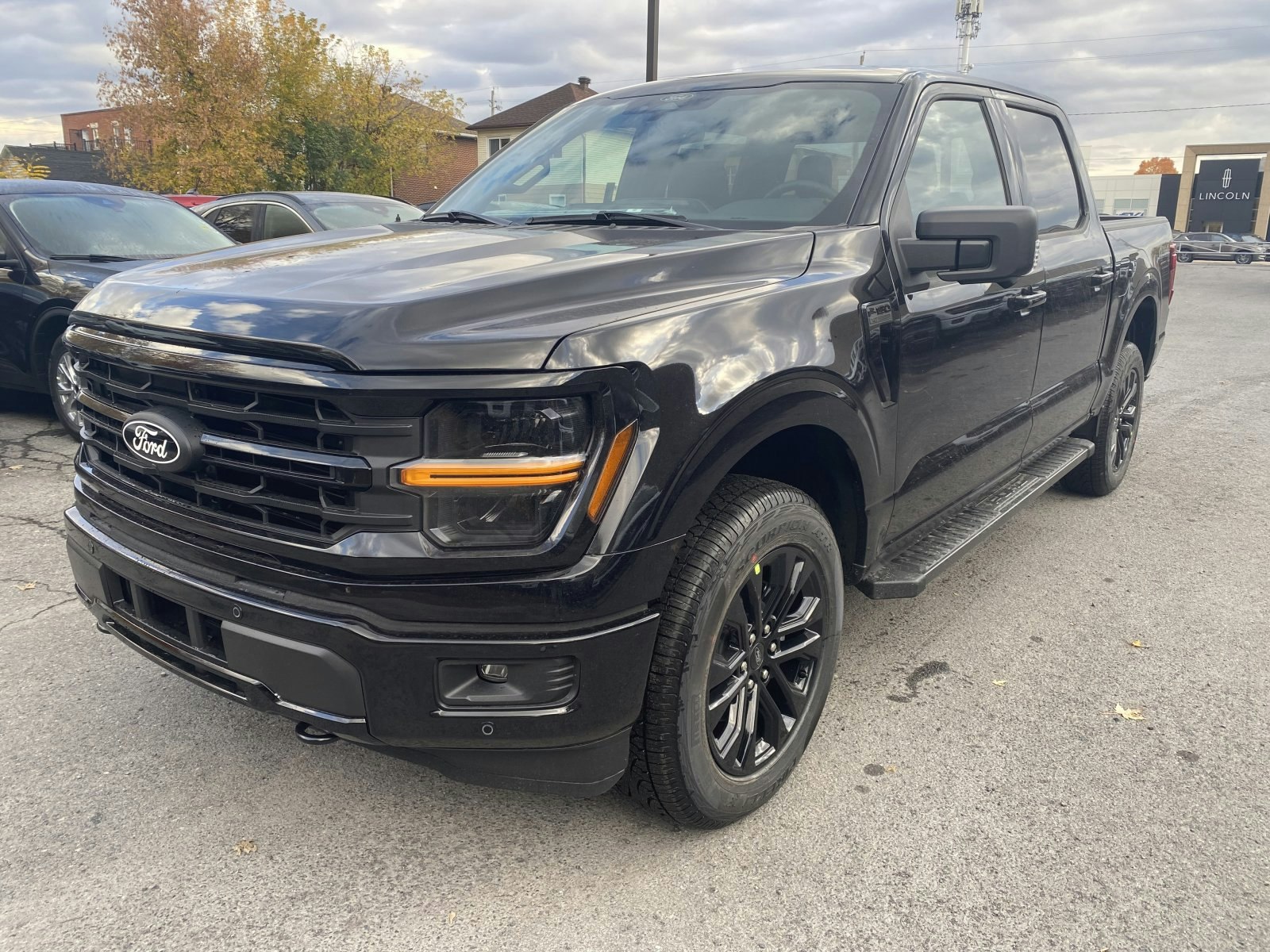 2025 Ford F-150 XLT (25733) Main Image