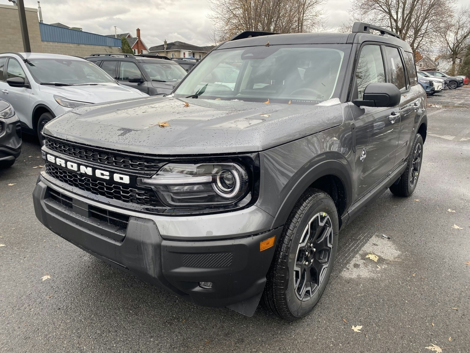 2025 Ford Bronco Sport Outer Banks (25760) Main Image