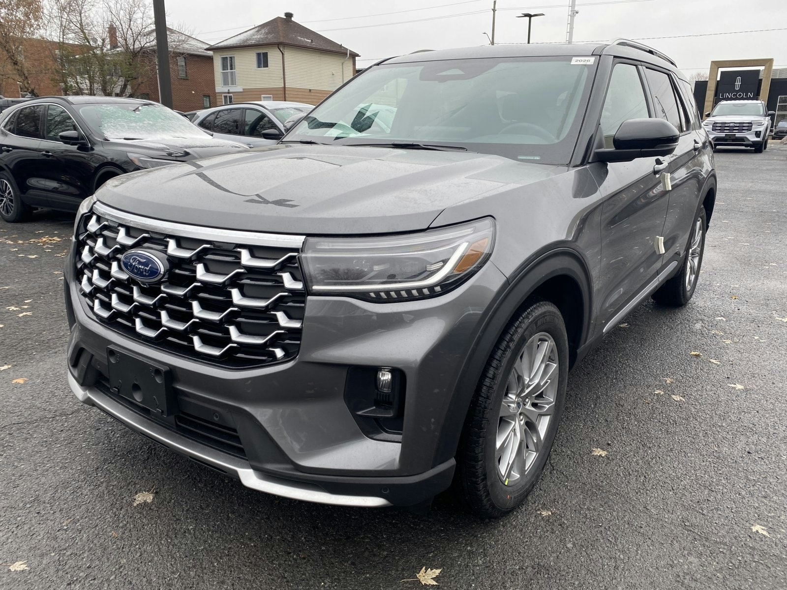 2026 Ford Explorer PLATINUM (26028) Main Image