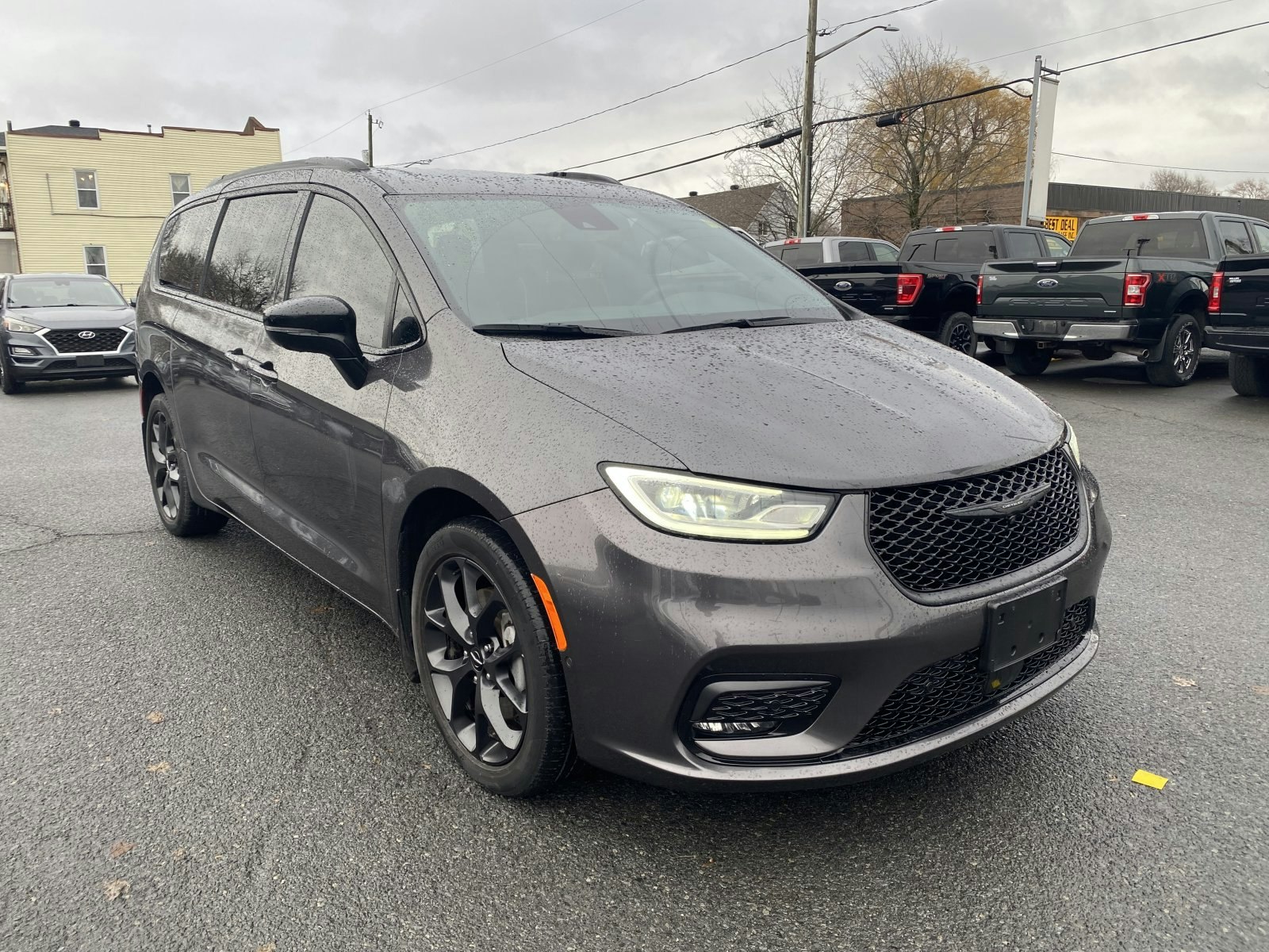 2023 Chrysler Pacifica Limited (25735A) Main Image