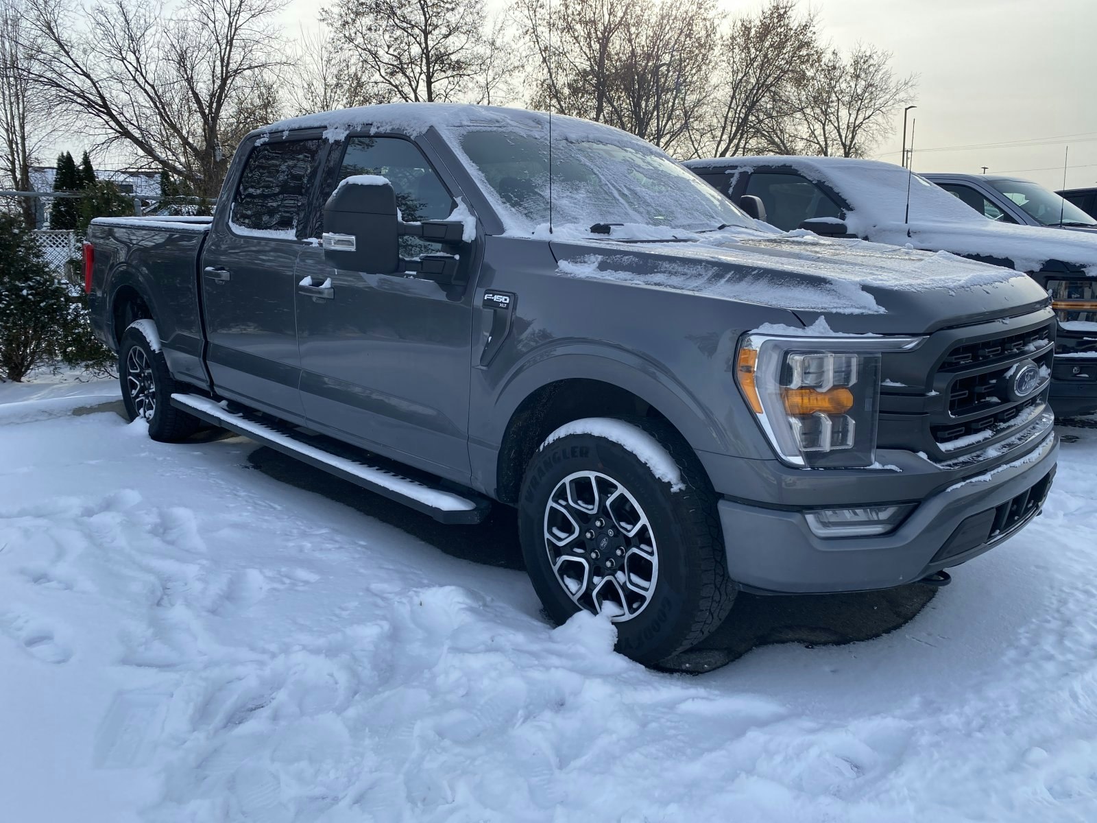 2021 Ford F-150 (25766A) Main Image