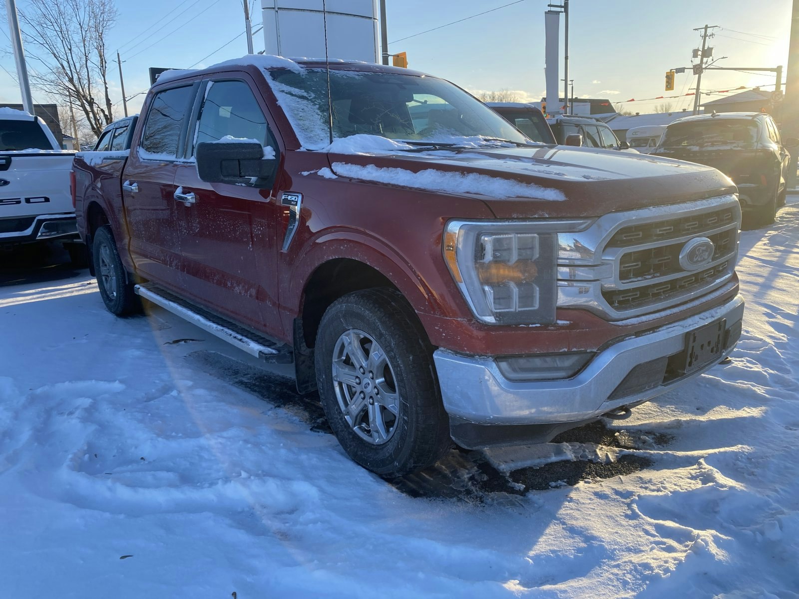 2022 Ford F-150 XLT (25755A) Main Image