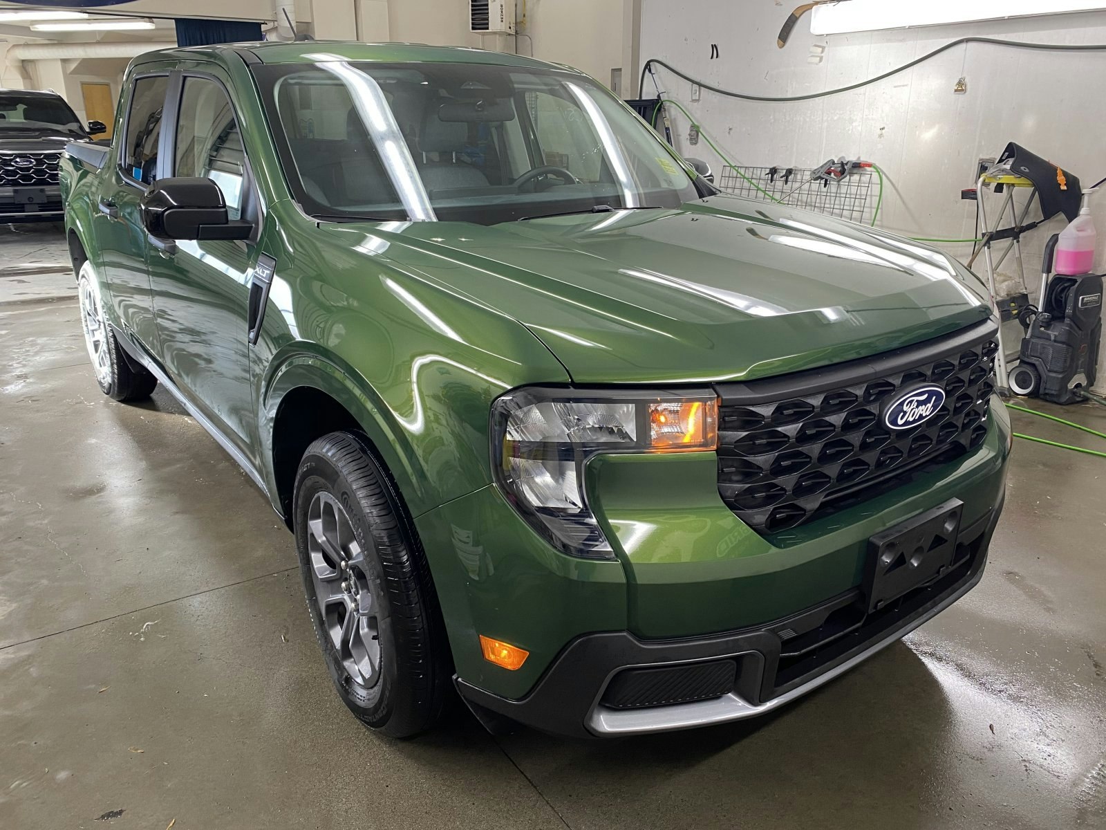 2025 Ford Maverick XLT (C041A) Main Image