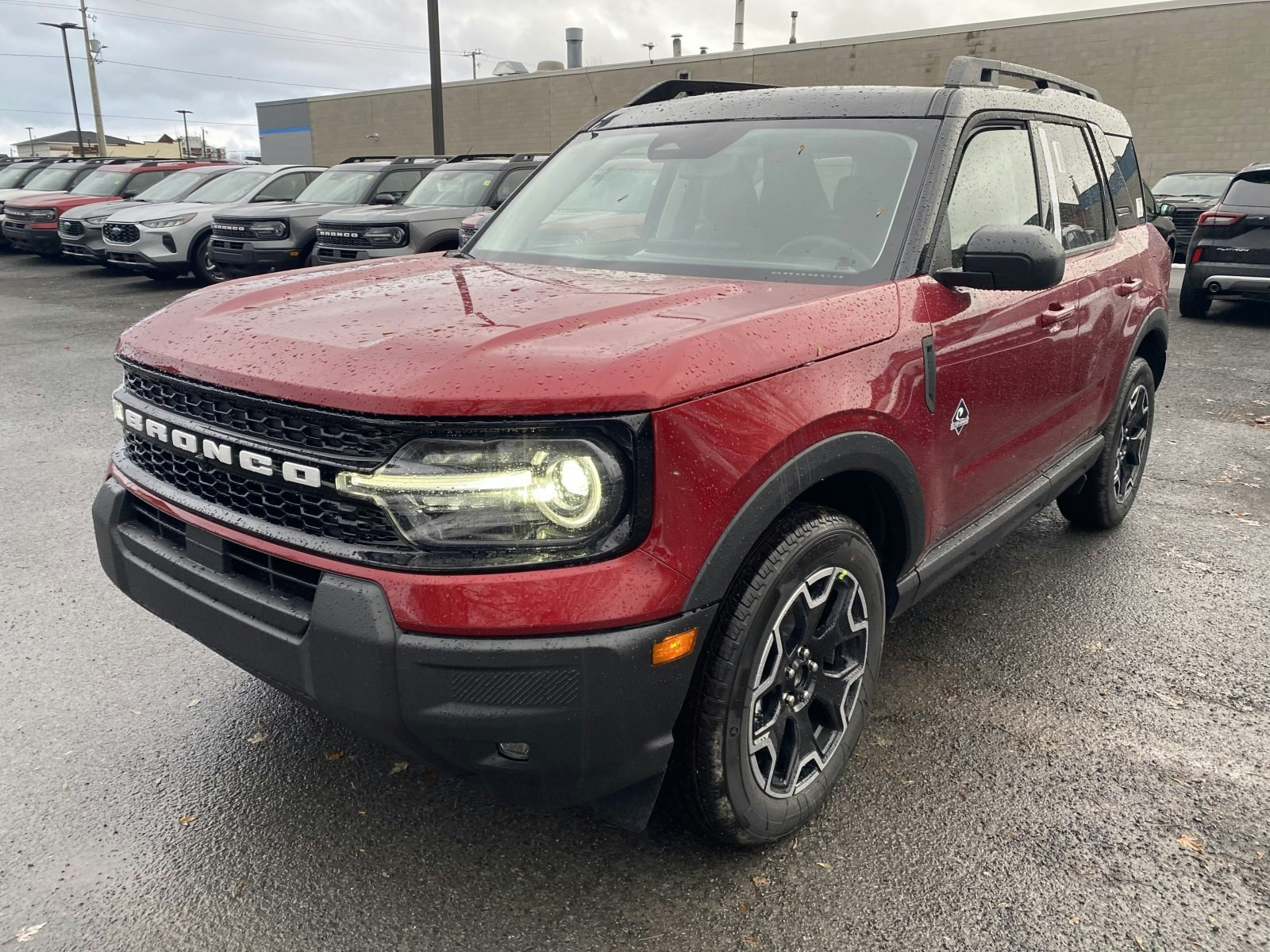 2025 Ford Bronco Sport Outer Banks (25798) Main Image