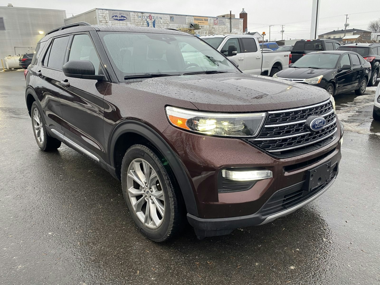 2020 Ford Explorer XLT (25801B) Main Image
