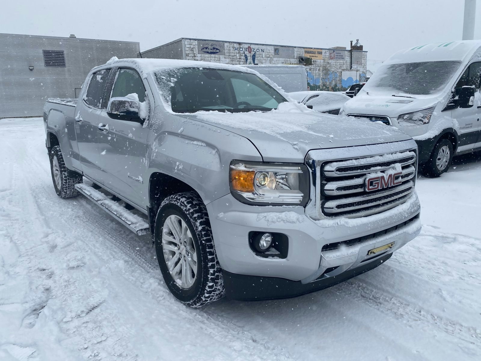 2016 GMC Canyon 4WD SLT (25574B) Main Image