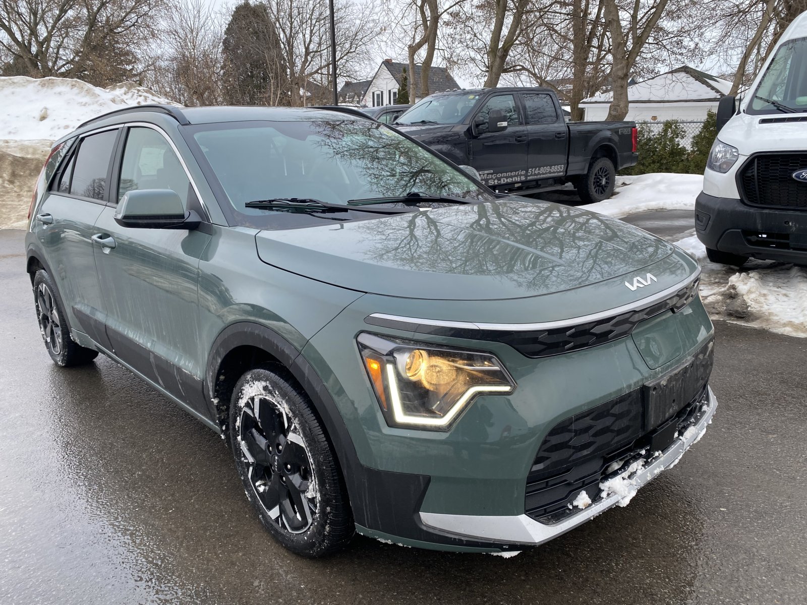 2024 Kia Niro EV (25797A) Main Image