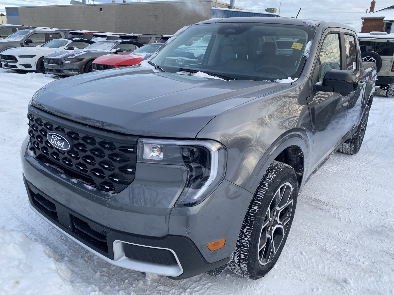 2026 Ford Maverick LARIAT (26110) Main Image