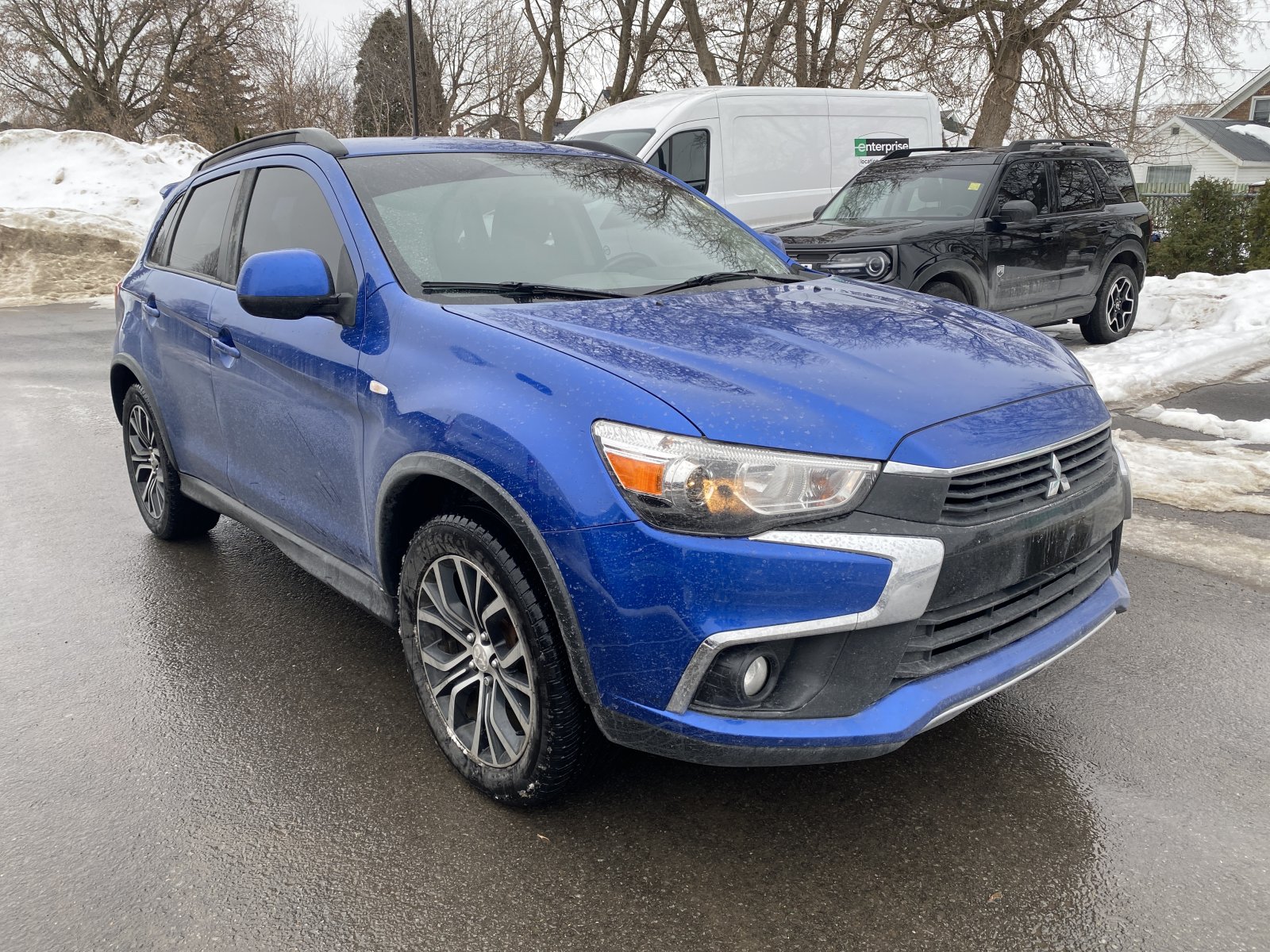2017 Mitsubishi RVR (25564B) Main Image