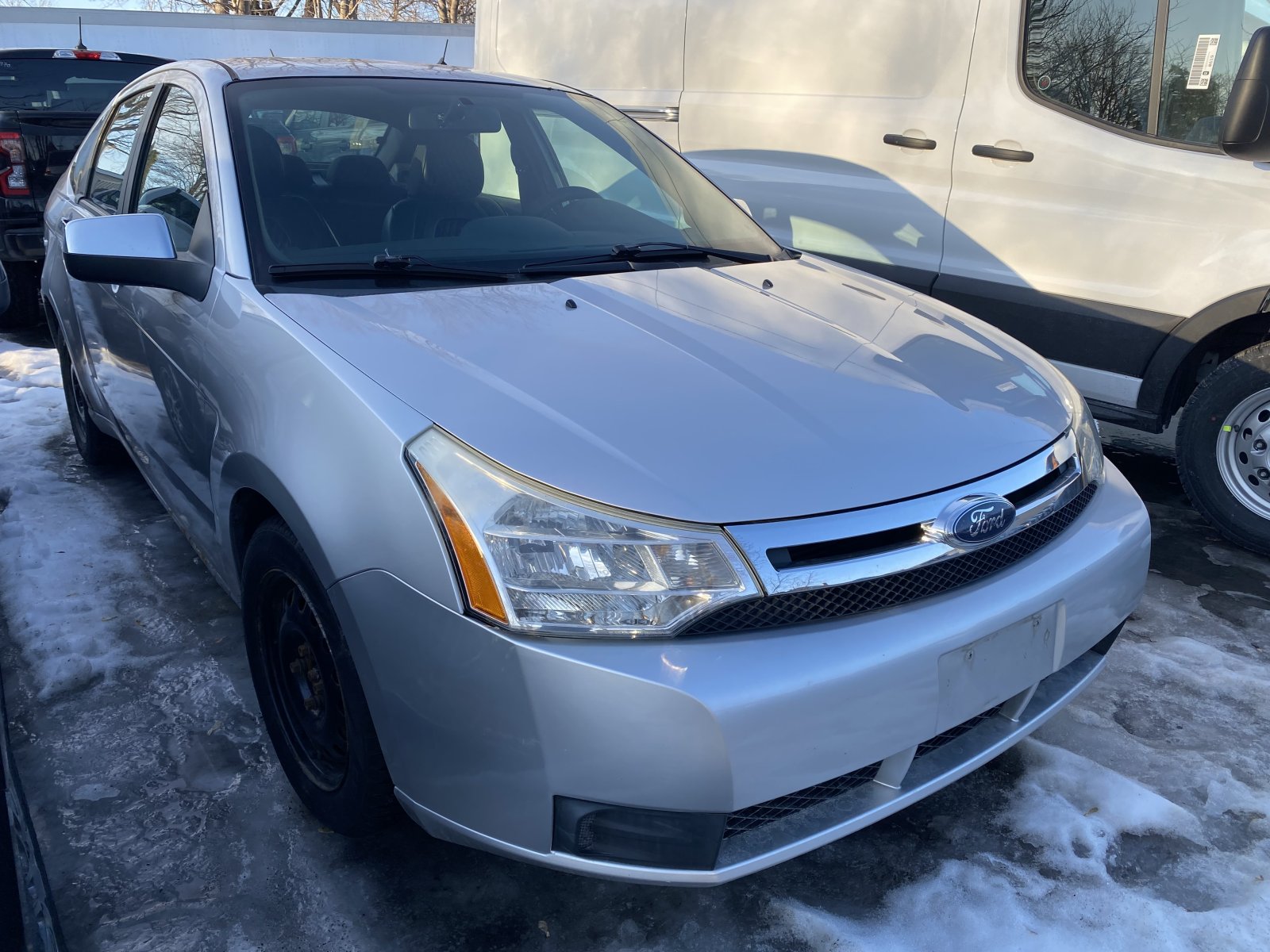 2010 Ford Focus SE (25230B) Main Image