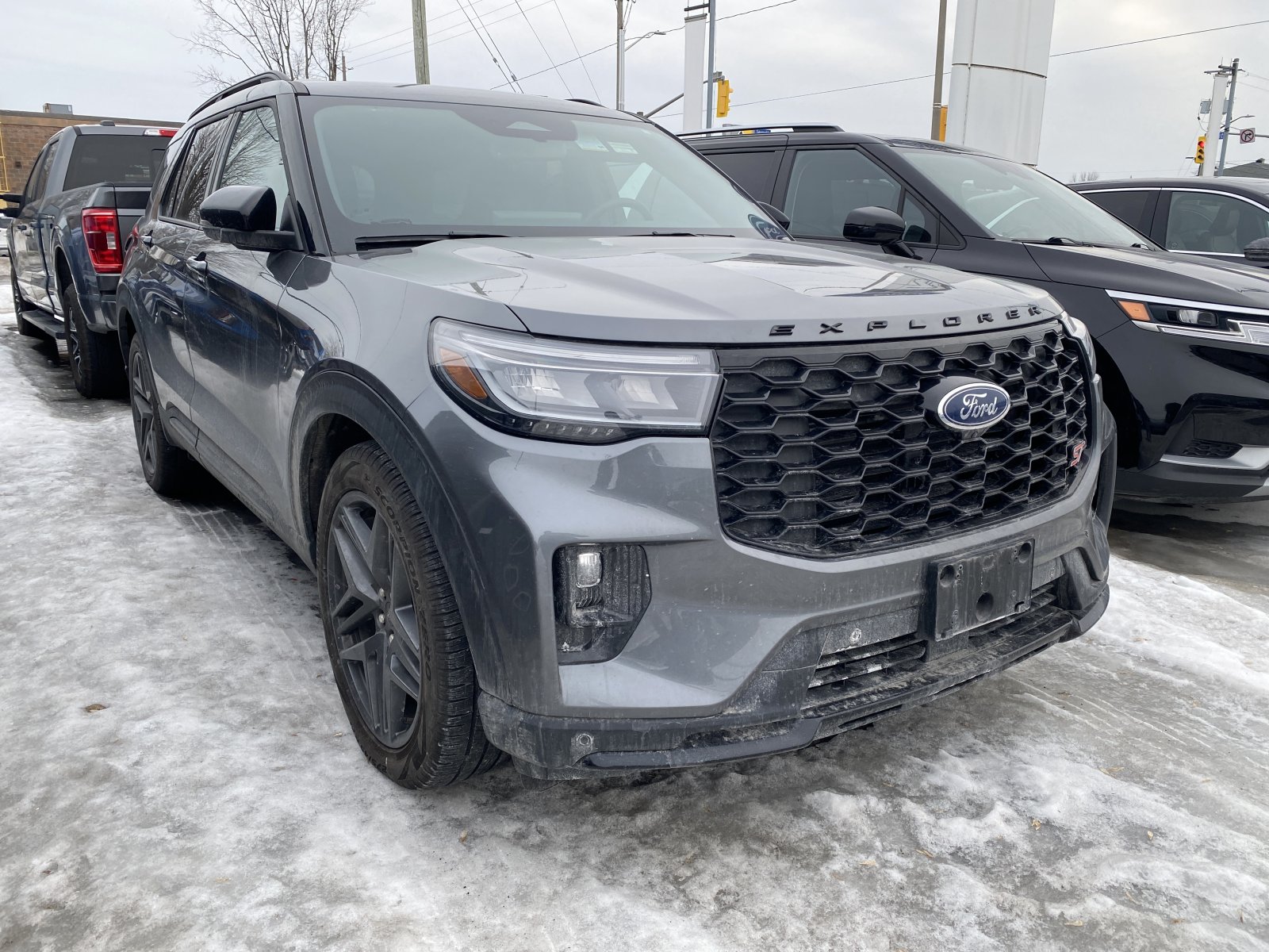 2025 Ford Explorer ST (25768A) Main Image