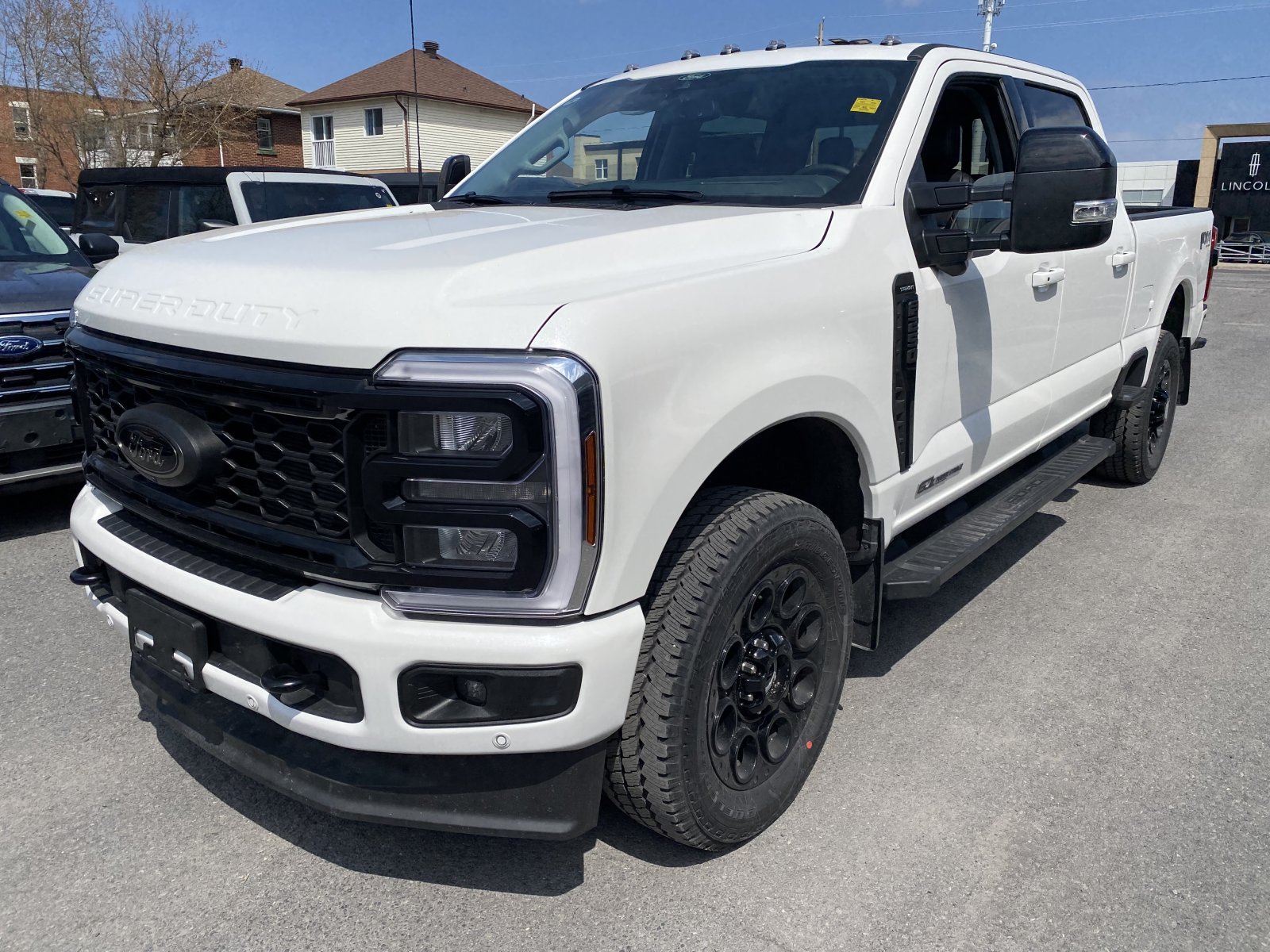 2026 Ford Super Duty F-250 SRW LARIAT (26327) Main Image